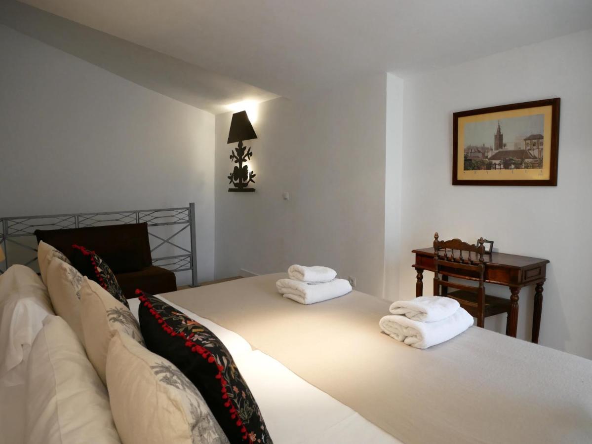 La Casita Del Arenal Apartment Seville Luaran gambar